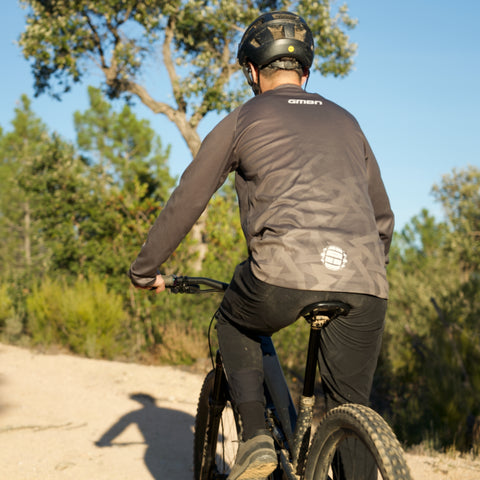 GMBN Switchback Long Sleeve Jersey